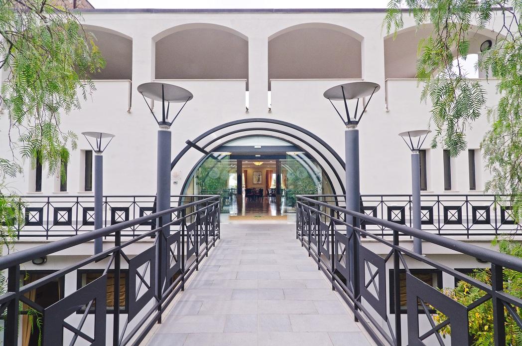 Castellaro Golf Resort Екстер'єр фото